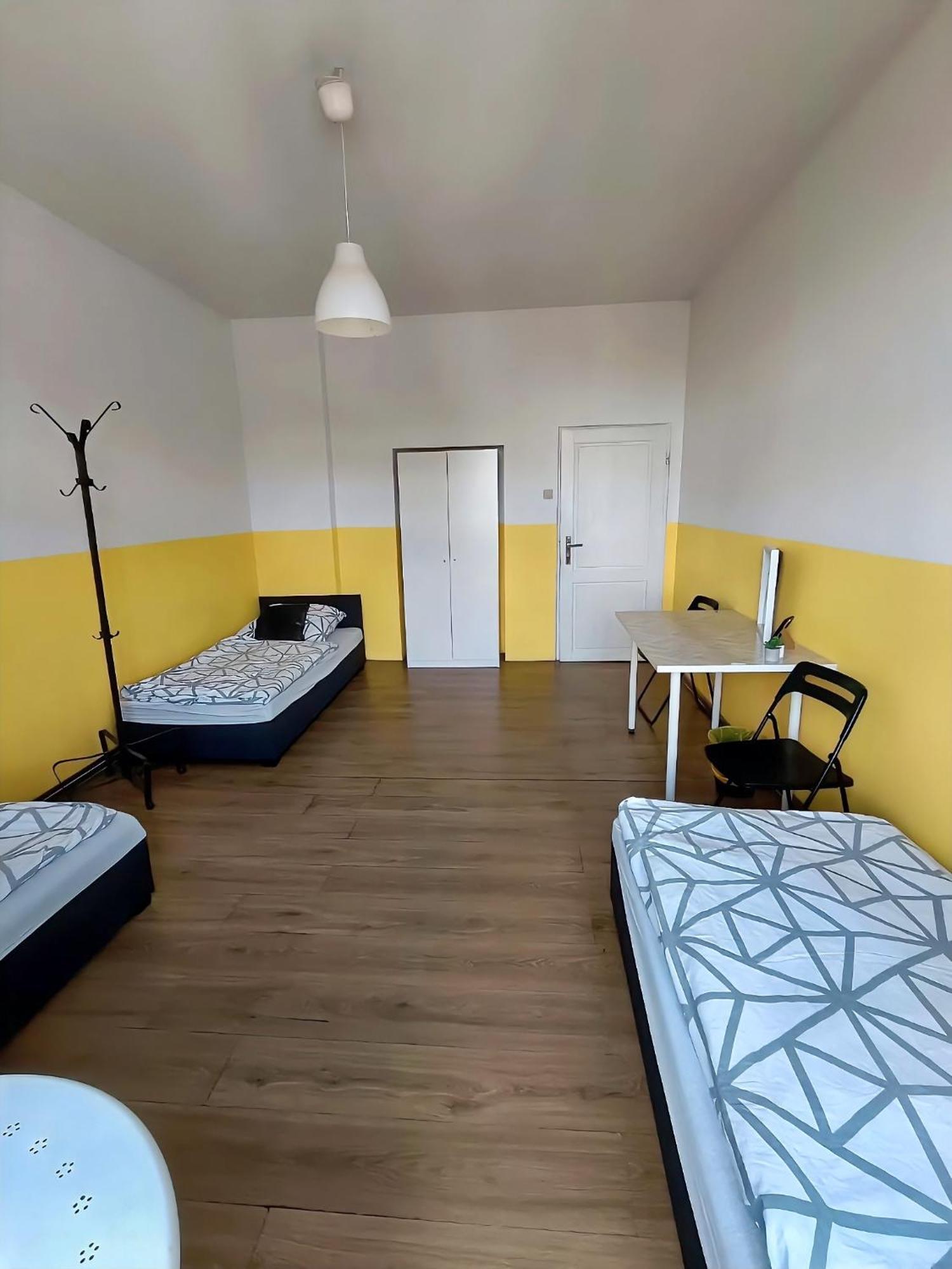 Mickiewicza Hostel Katowice Extérieur photo