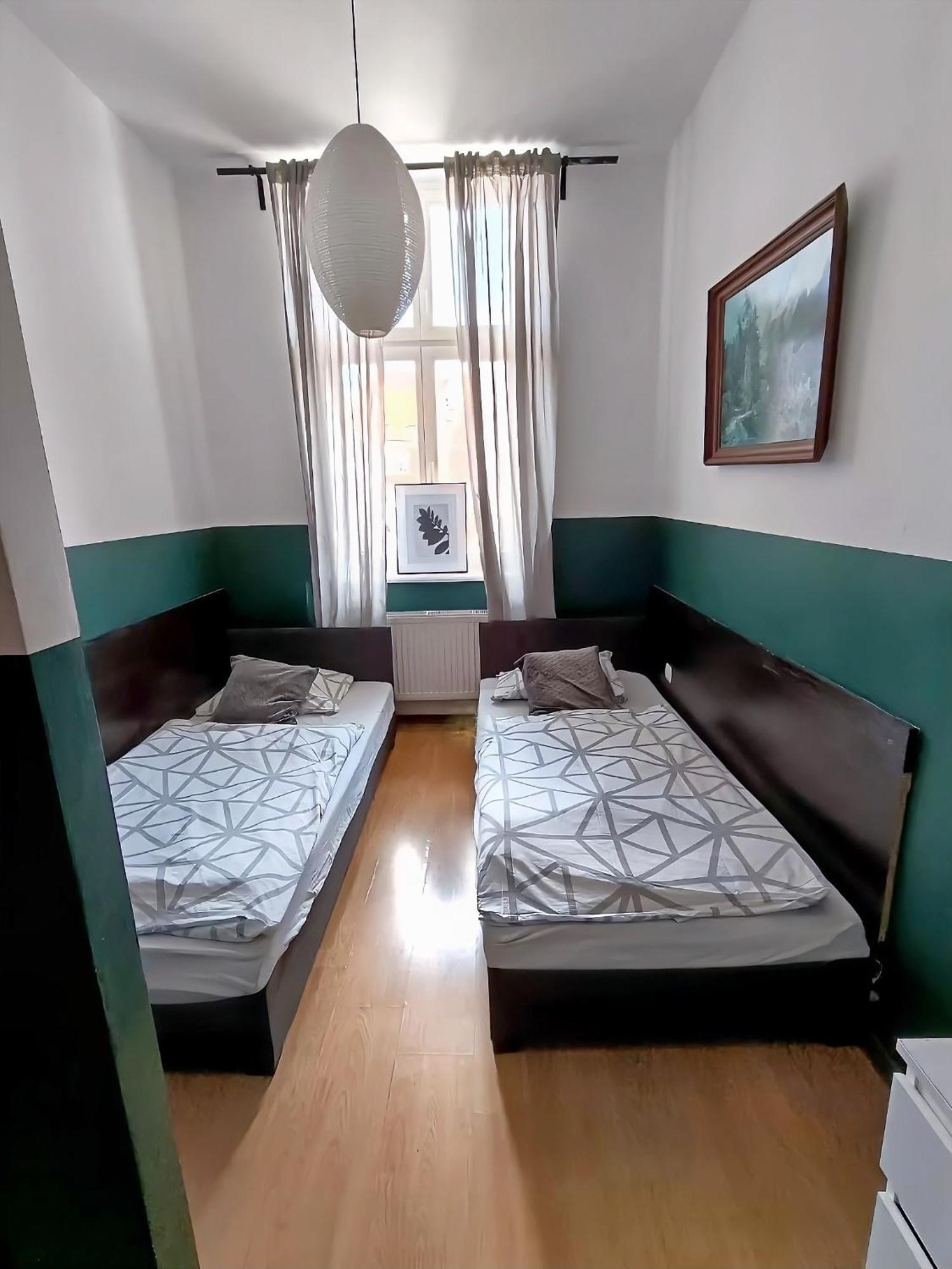 Mickiewicza Hostel Katowice Extérieur photo